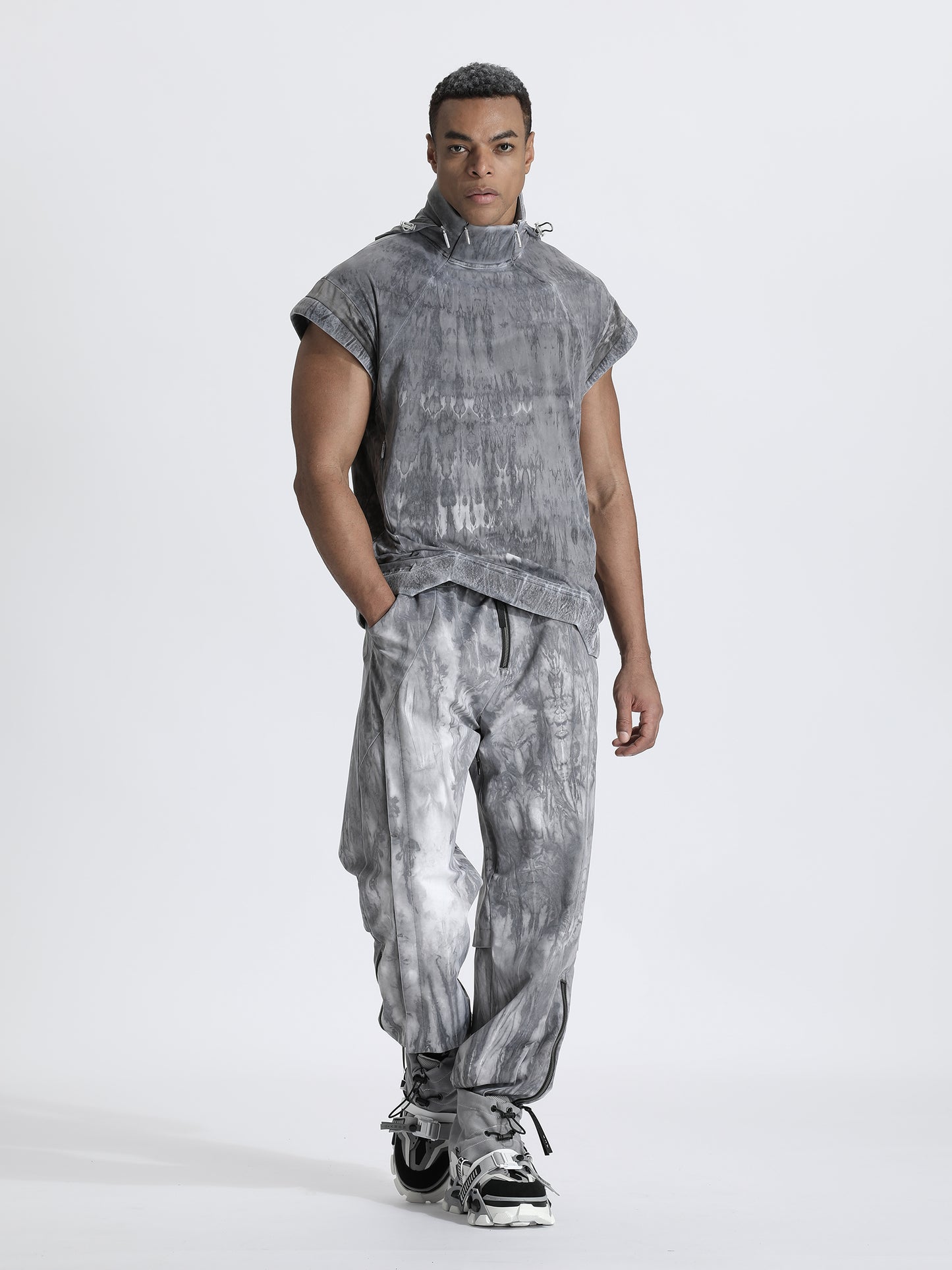 Minimalist Warrior Tank Tops (Sleeveless Tops) With Durable Ripstop For men